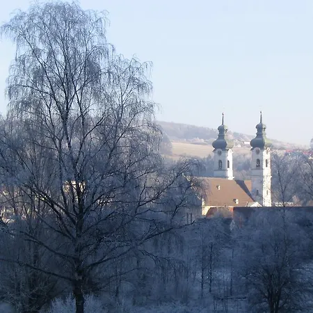 Zur Post מלון 3*